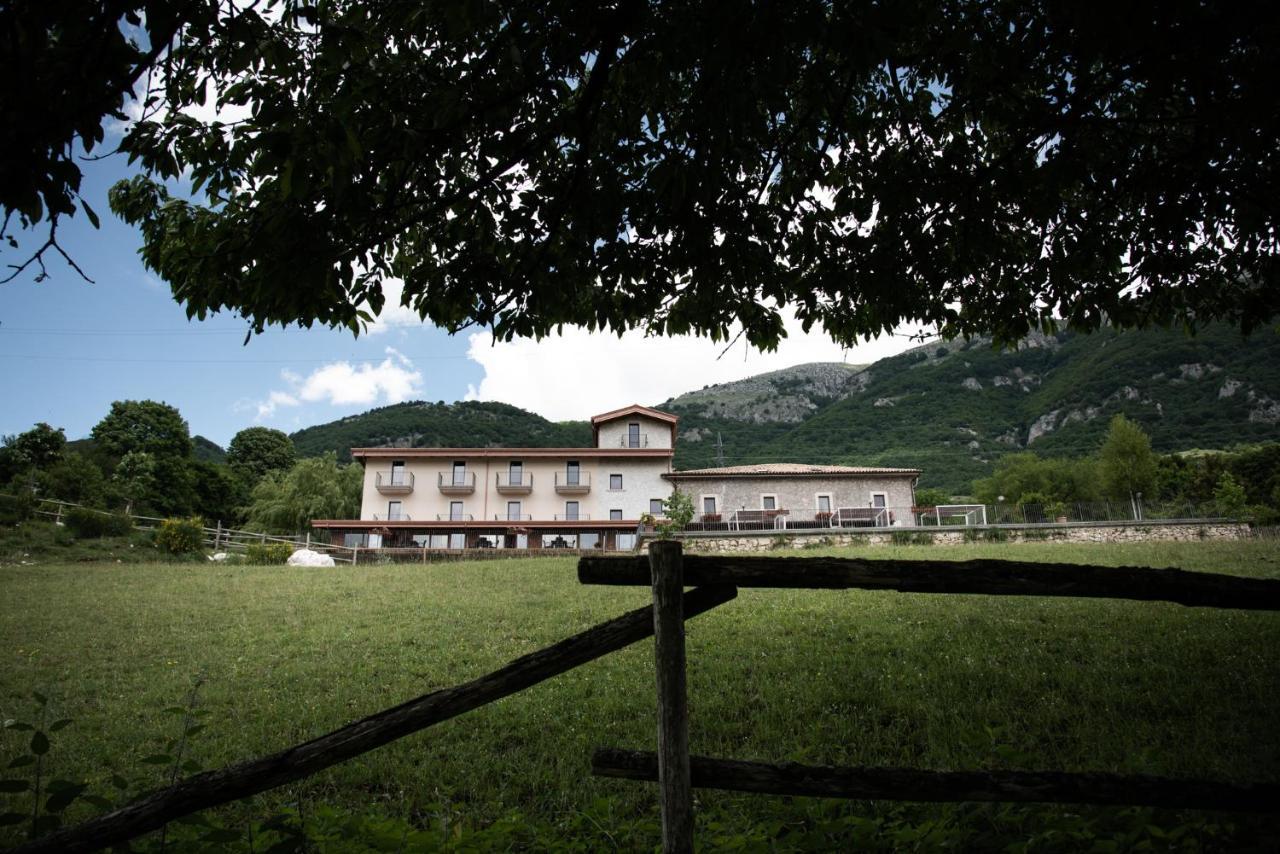 La Poiana Hotel Barrea Exterior foto
